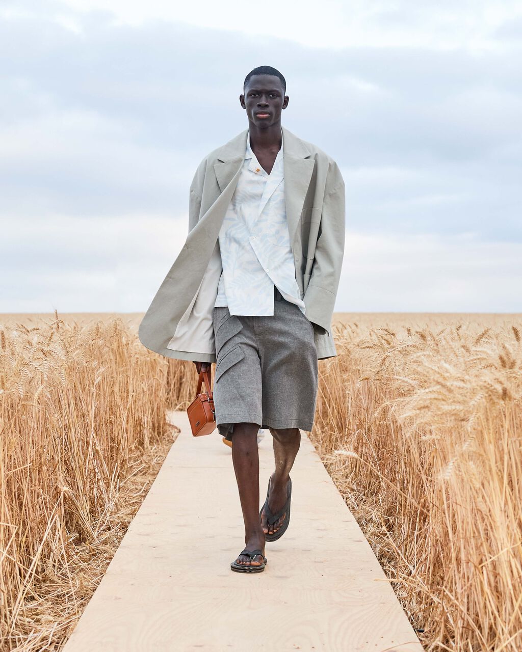 Look 28